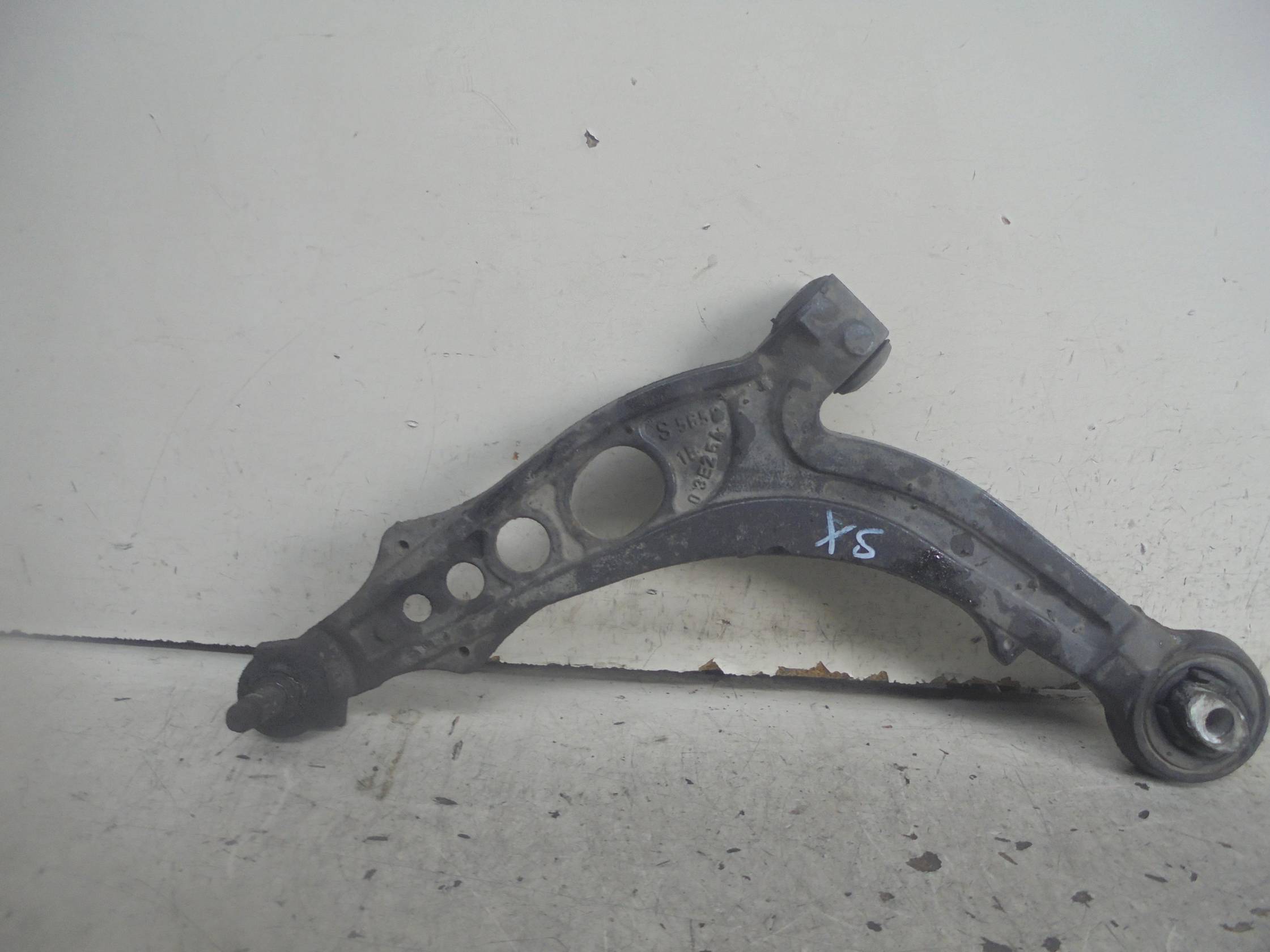 Braccio oscillante sosp. ant. sx.